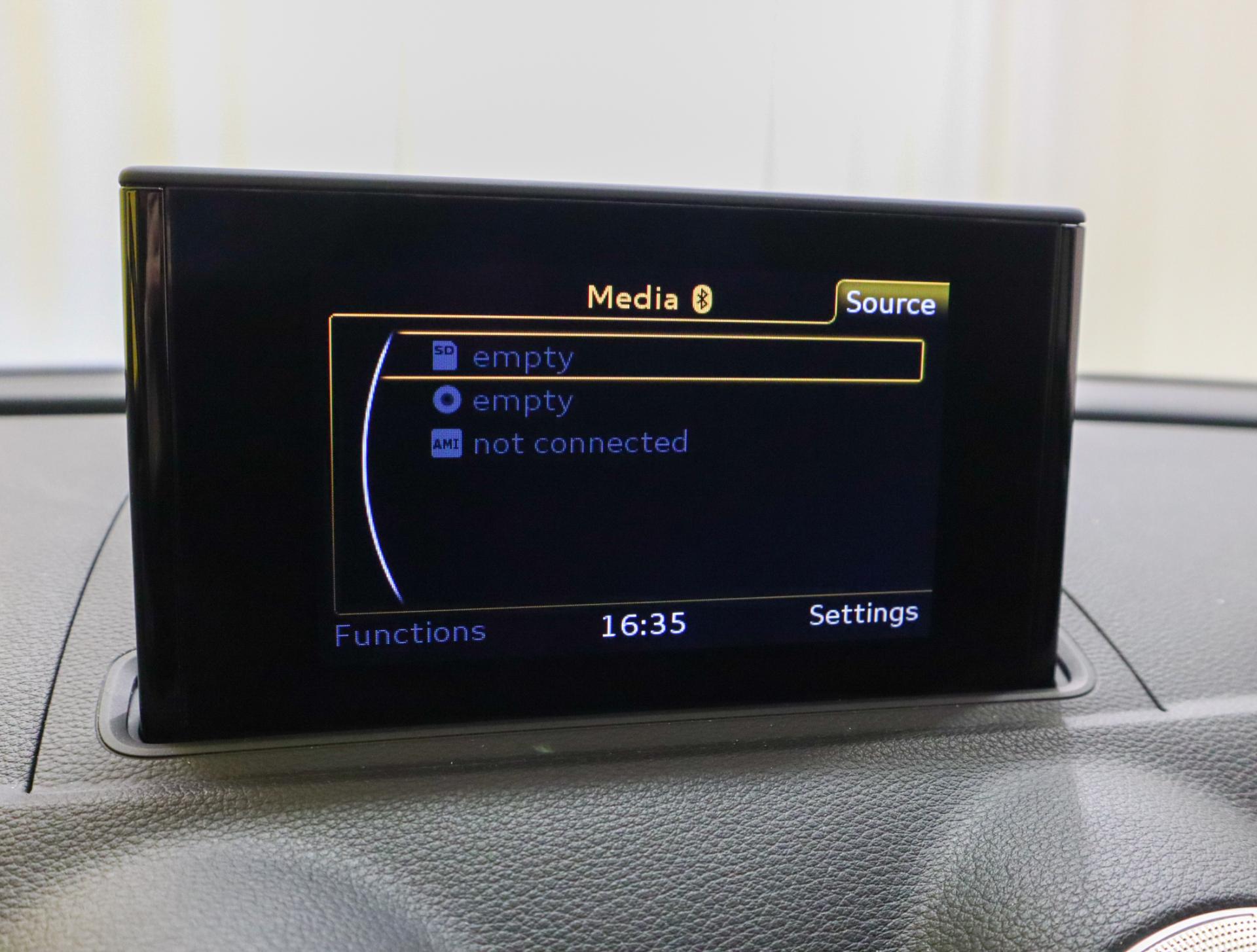SNM-580-17-image