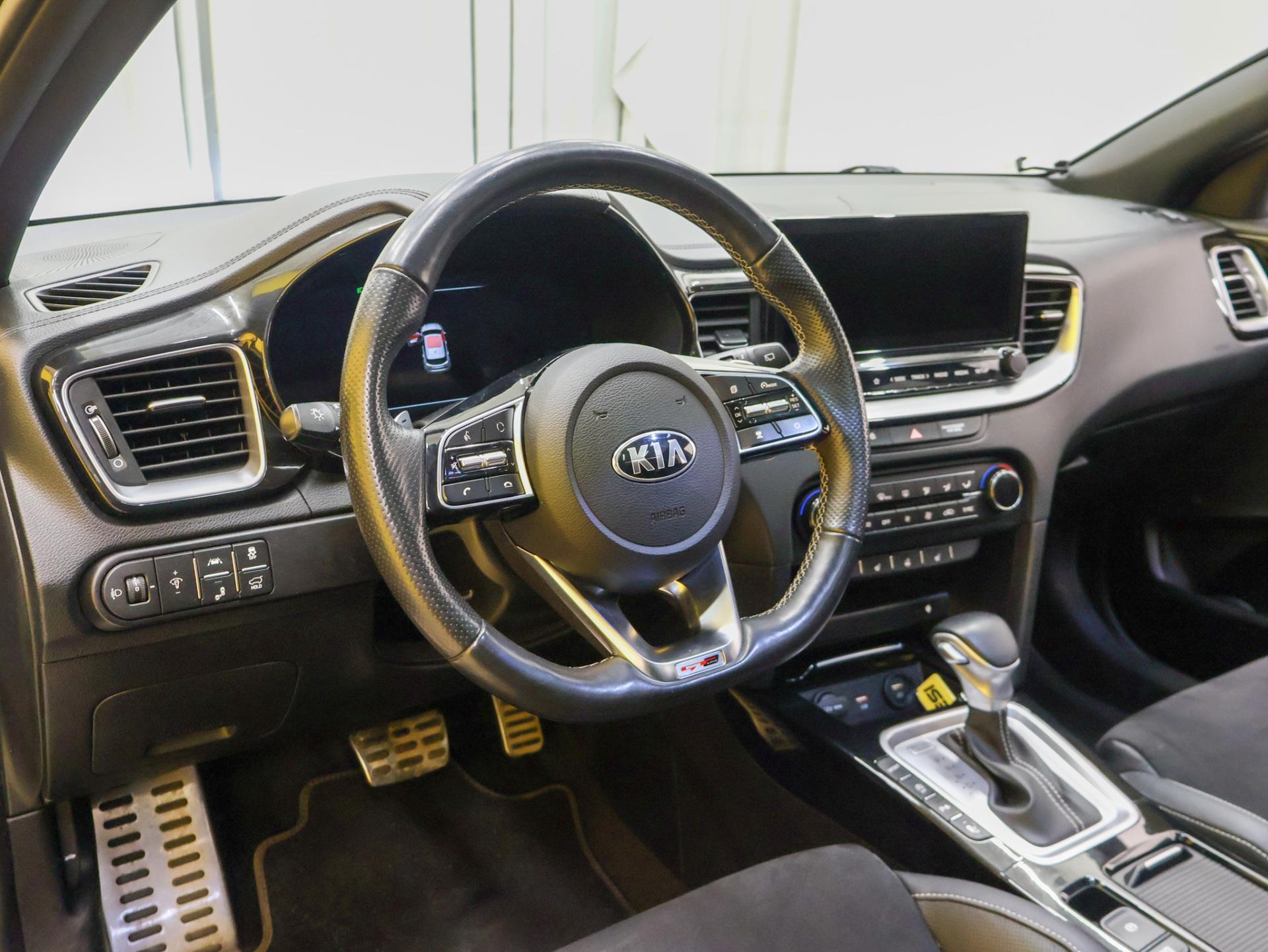 KTZ-521-11-image