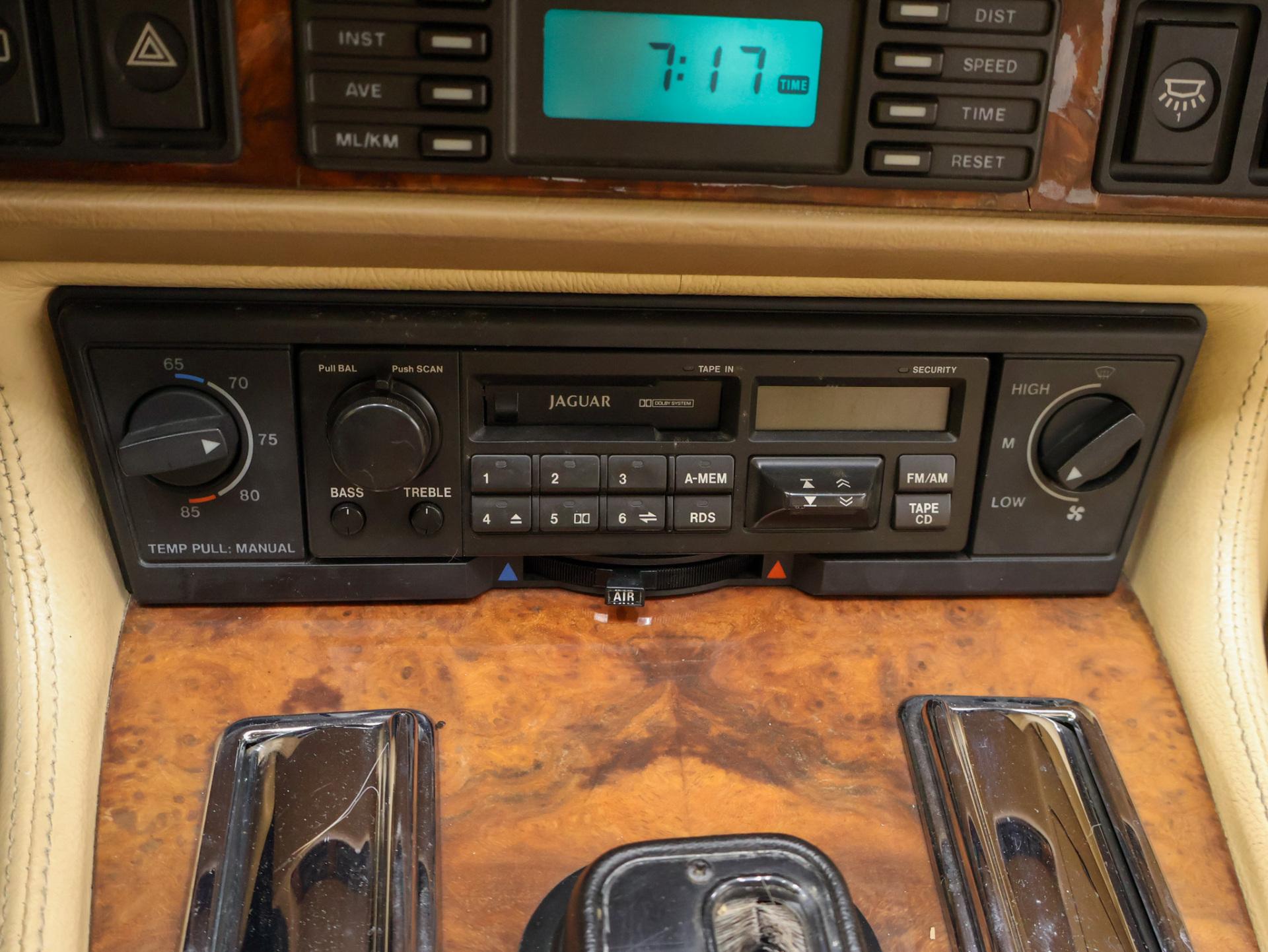 JRE-66-17-image
