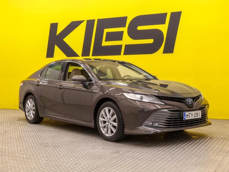 Toyota Camry 2020