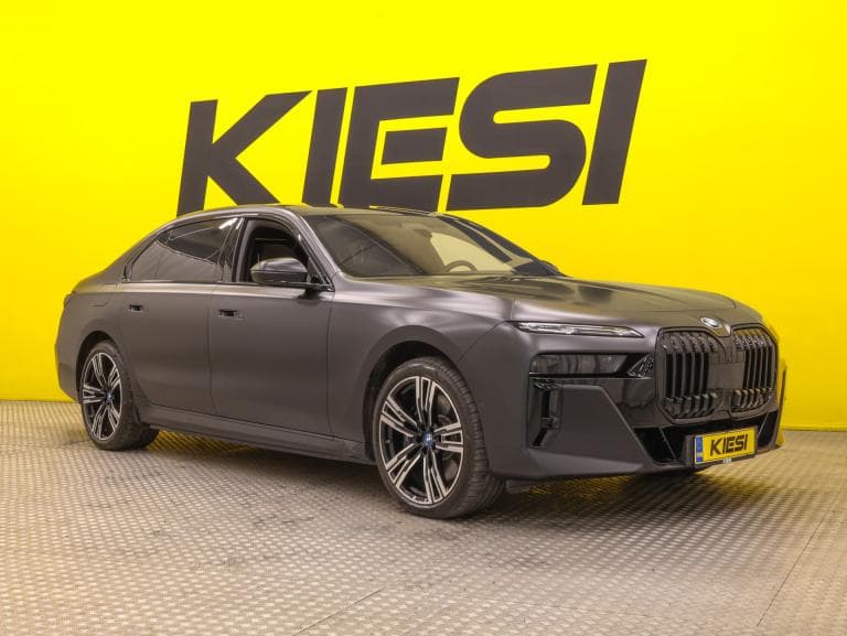 BMW i7 2023