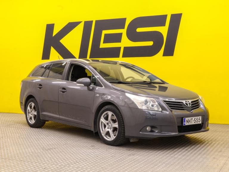 Toyota Avensis 2010