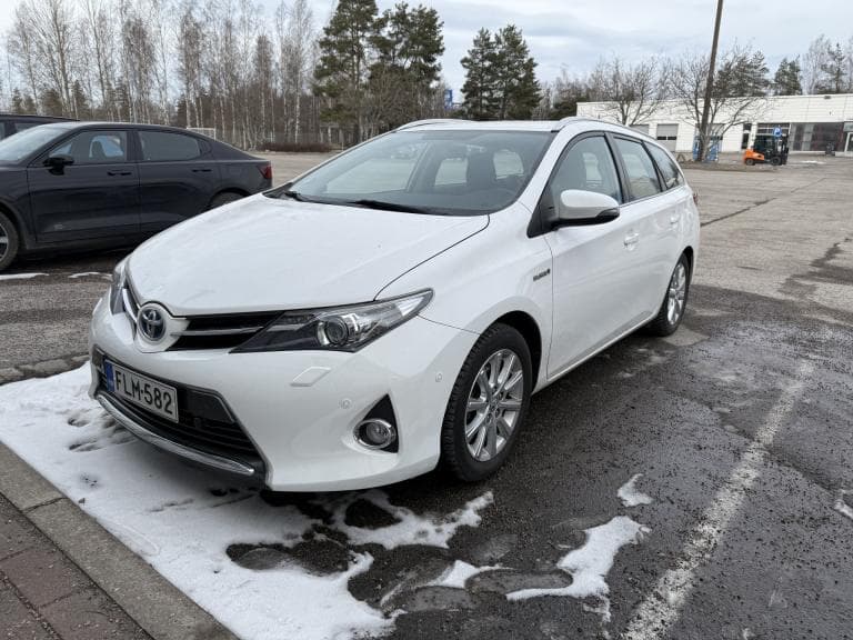 Toyota Auris 2014