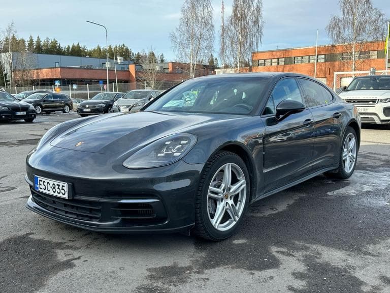 Porsche Panamera 2018