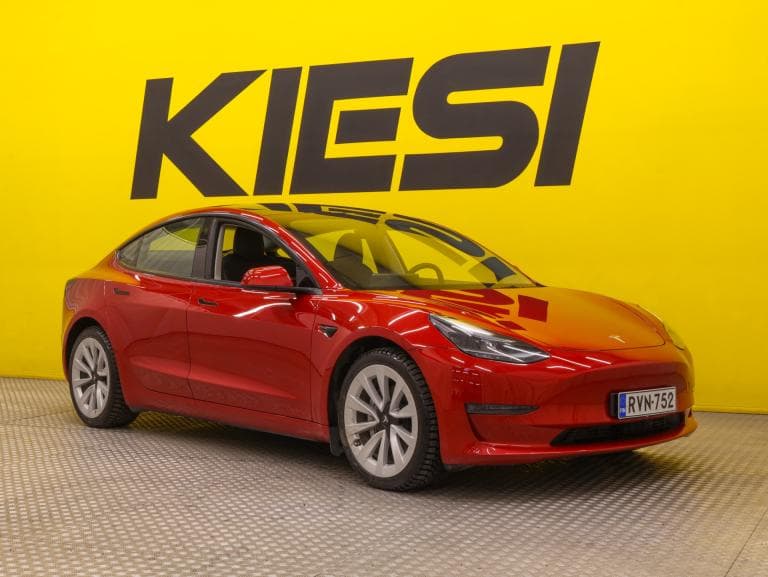 Tesla Model 3 2023
