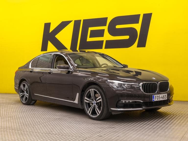 BMW 740 2017