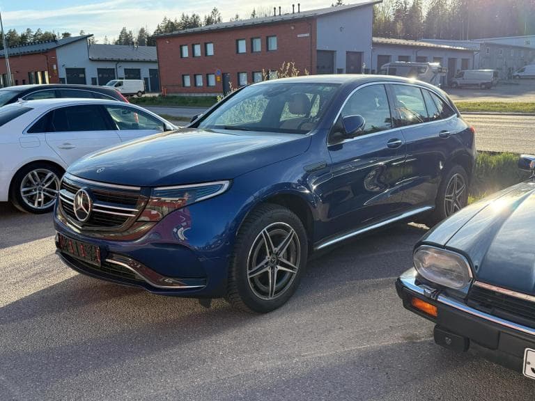 Mercedes-Benz EQC 2021