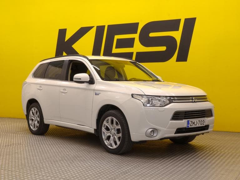 Mitsubishi Outlander PHEV 2014