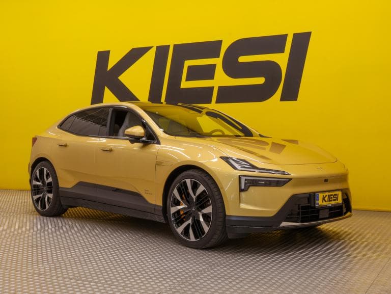 Polestar 4 2025