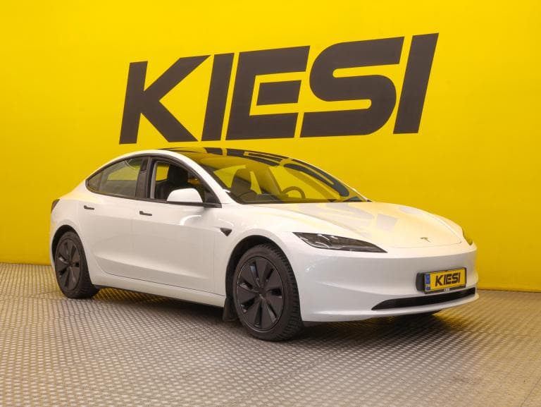 Tesla Model 3 2024