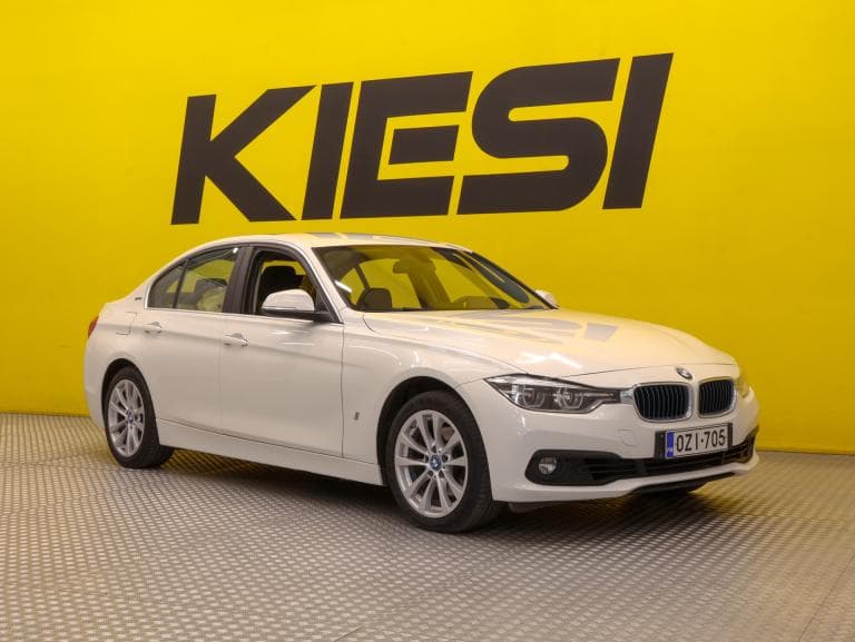 BMW 330 2016