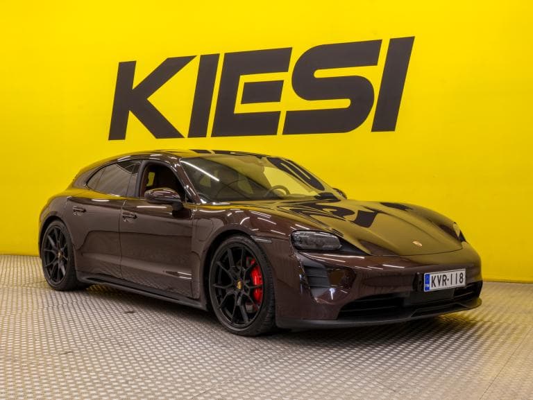 Porsche Taycan 2022