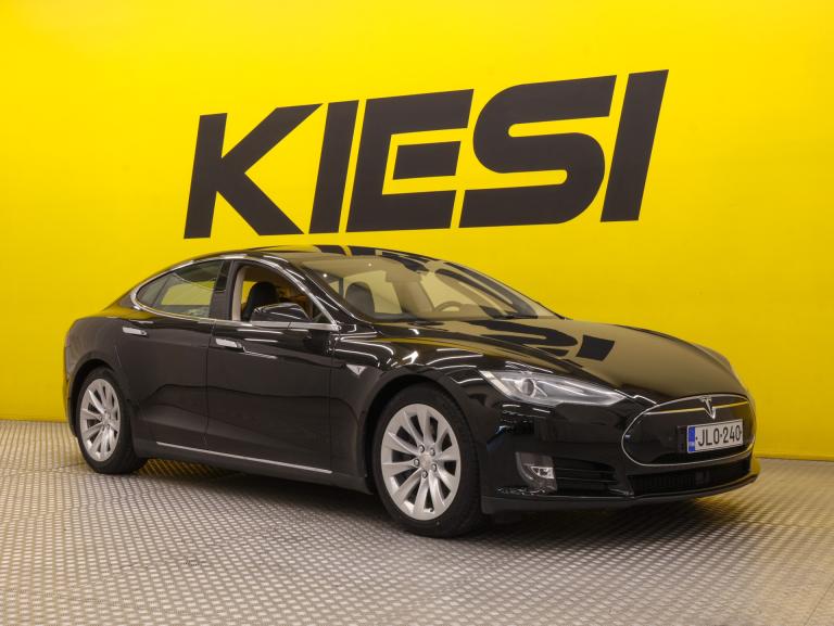 Tesla Model S 2015