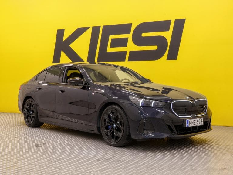 BMW i5 M60 2023