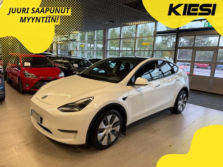 Tesla Model Y 2024