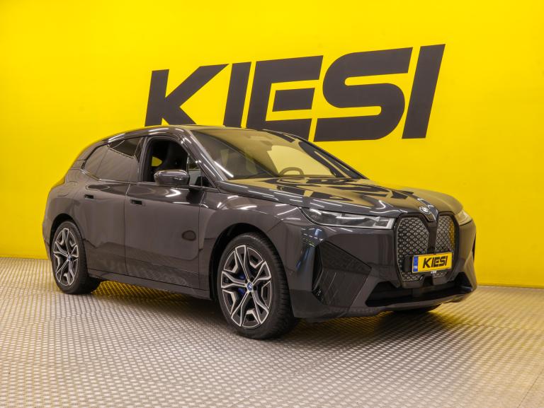 BMW iX 2023