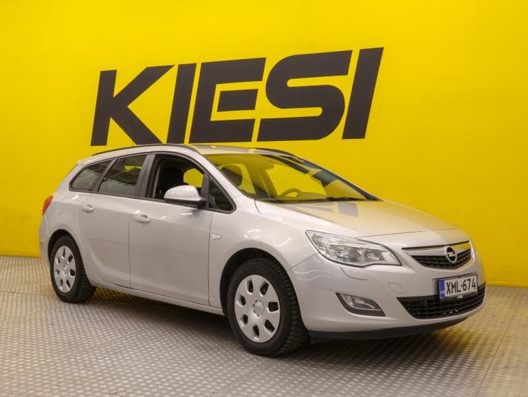 Opel Astra 2012