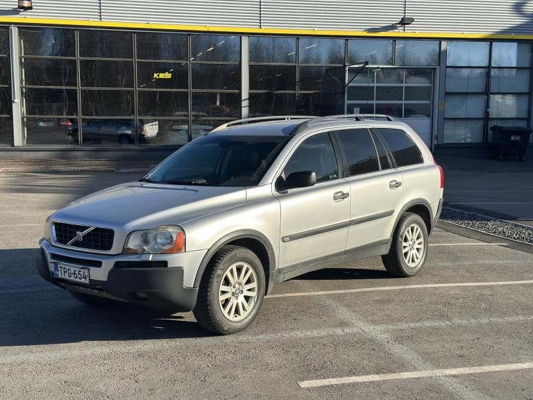 Volvo XC90 2004