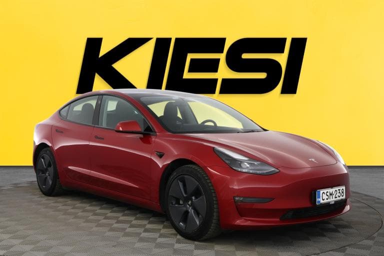 Tesla Model 3 2022