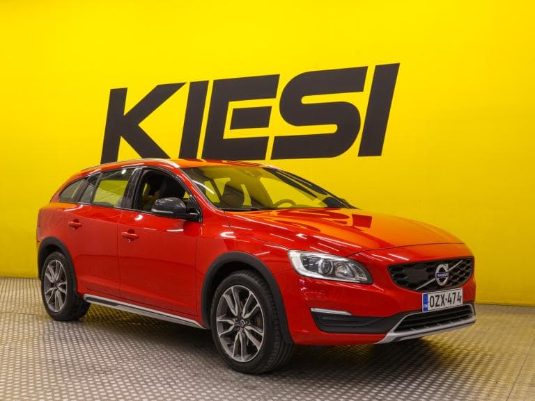 Volvo V60 Cross Country 2016