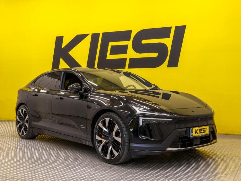 Polestar 4 2025