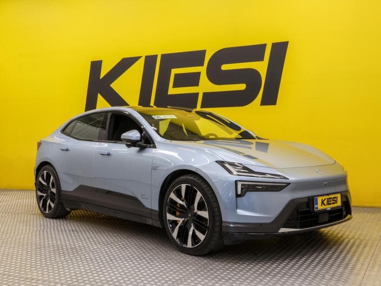 Polestar 4 2025