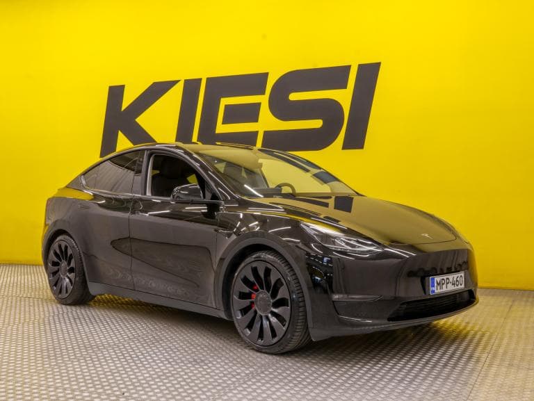 Tesla Model Y 2024