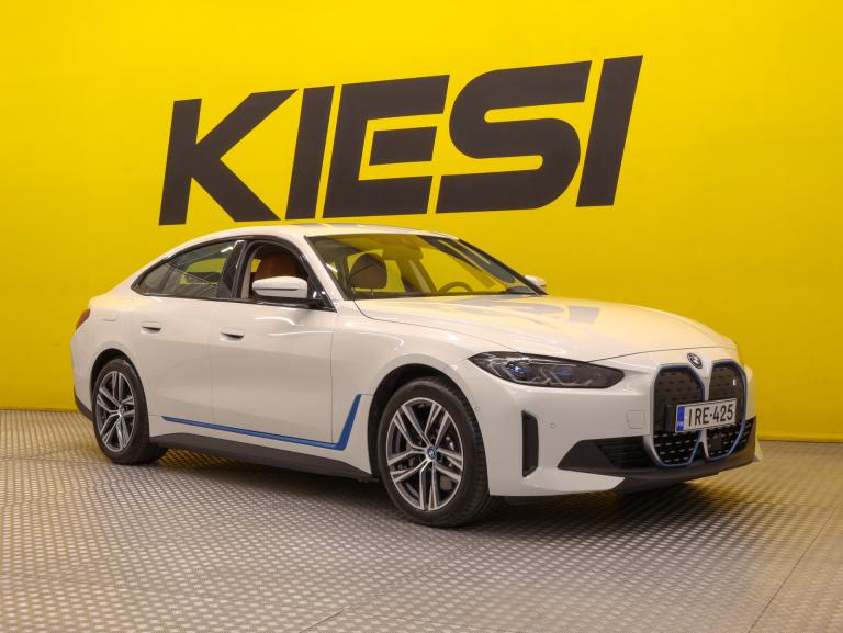 BMW i4 2023