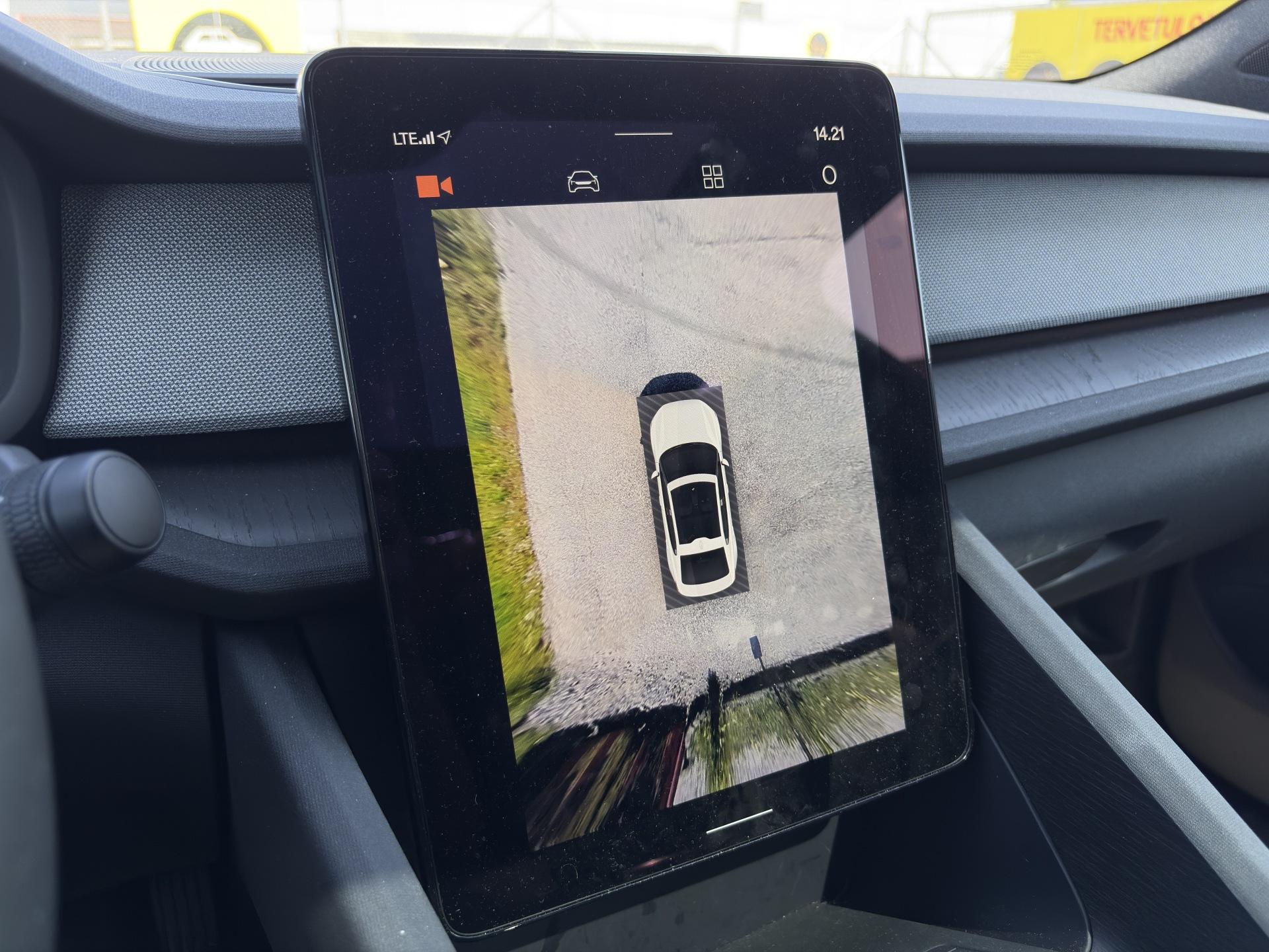 d3s98rh4i8-13-image