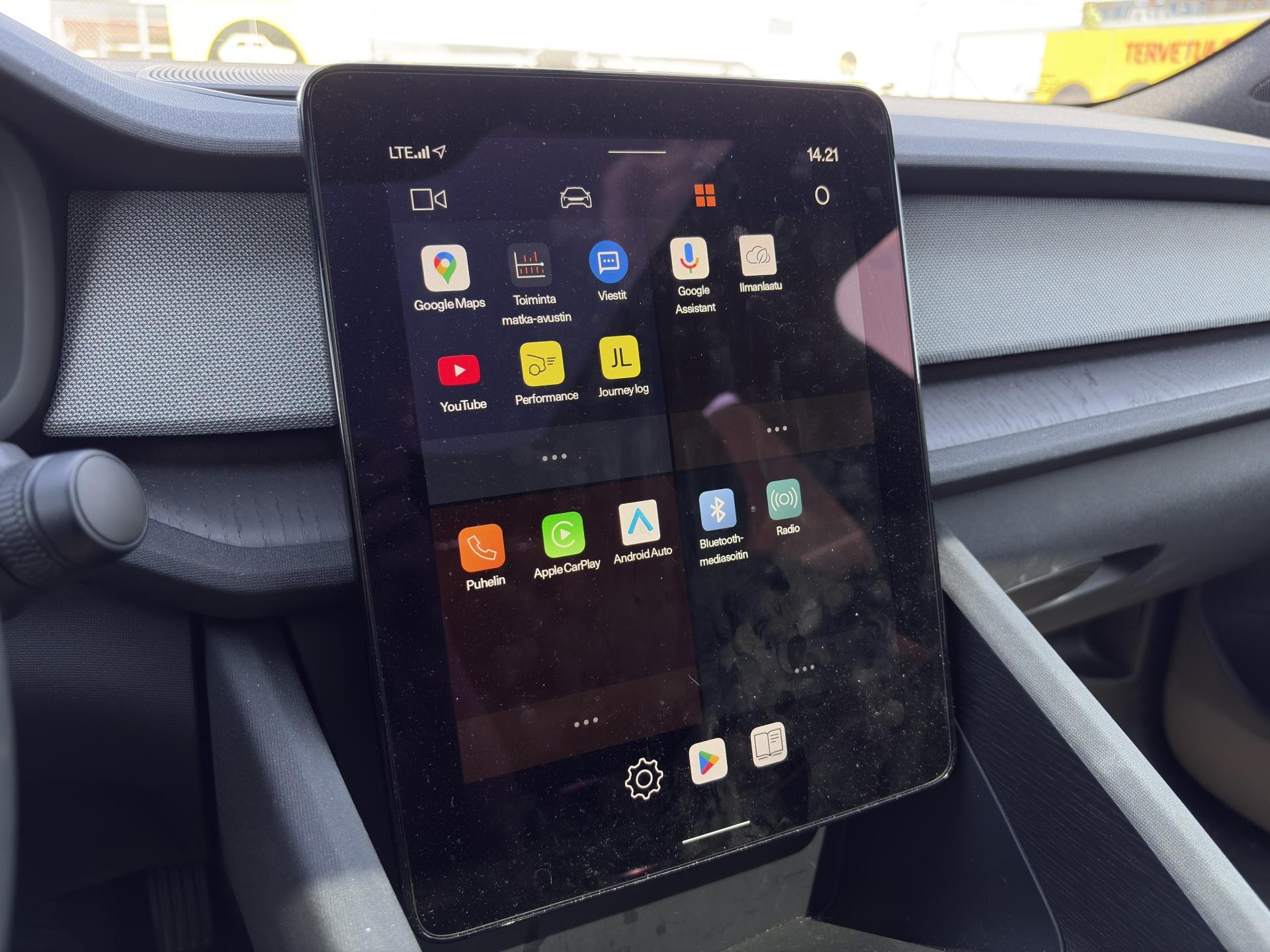 d3s98rh4i8-16-image
