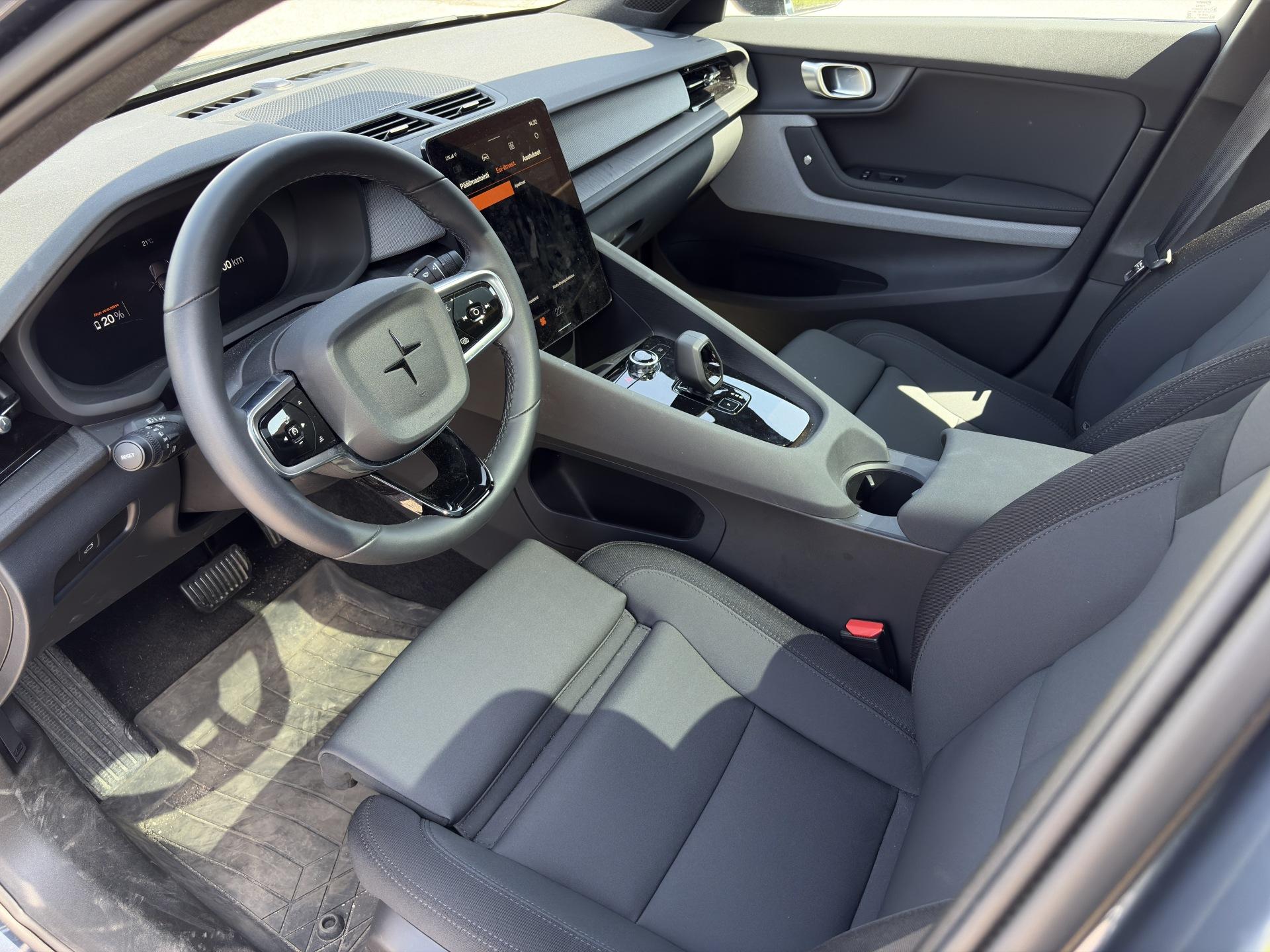 d3s98rh4i8-5-image