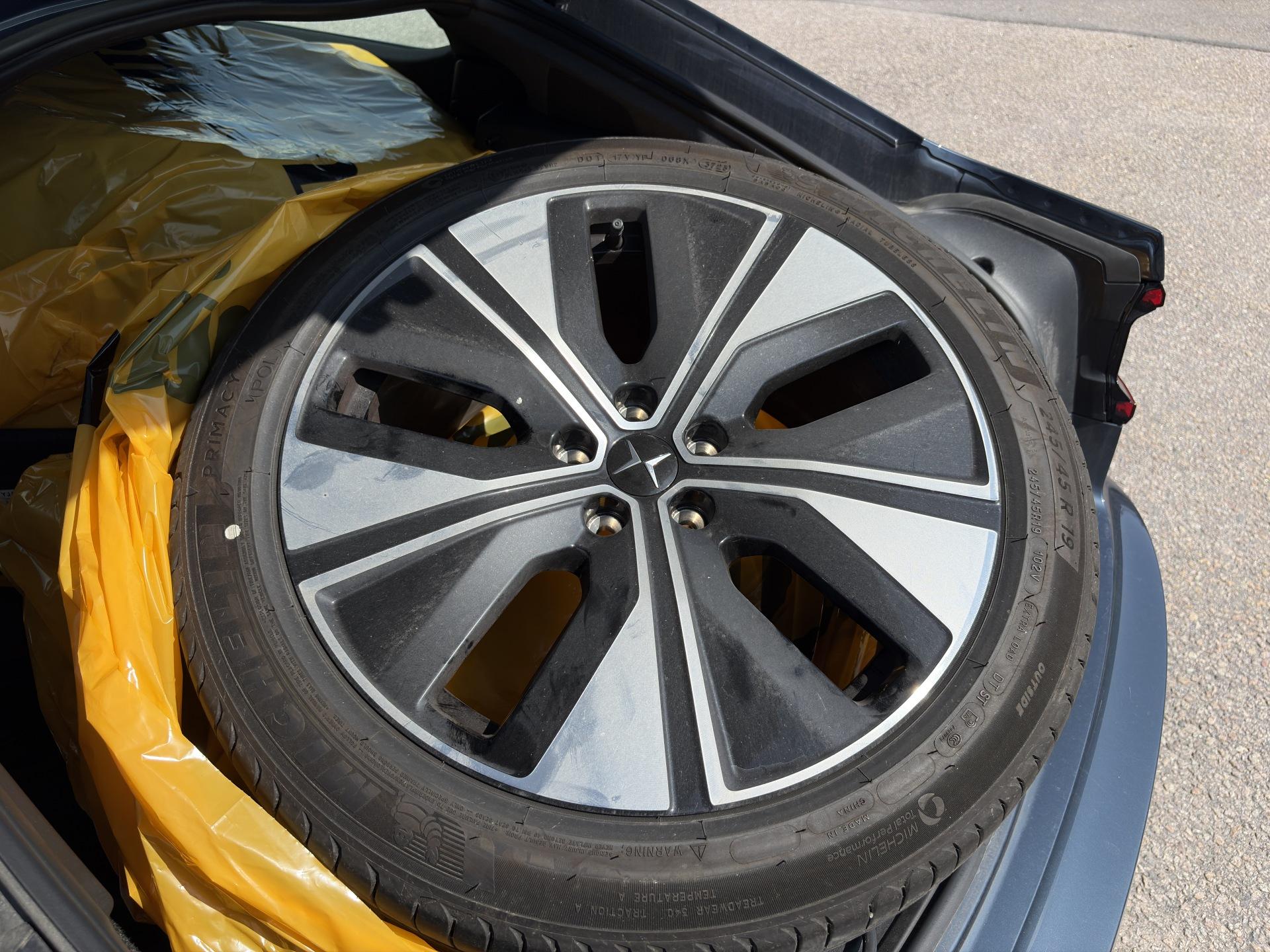 d3s98rh4i8-24-image