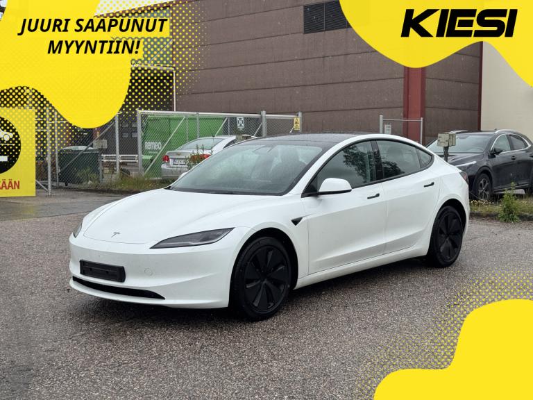 Tesla Model 3 2024
