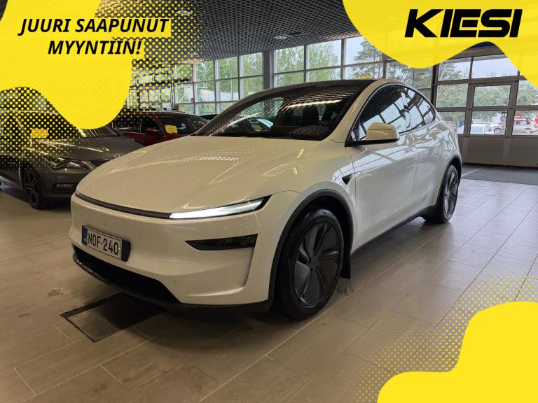 Tesla Model Y 2025