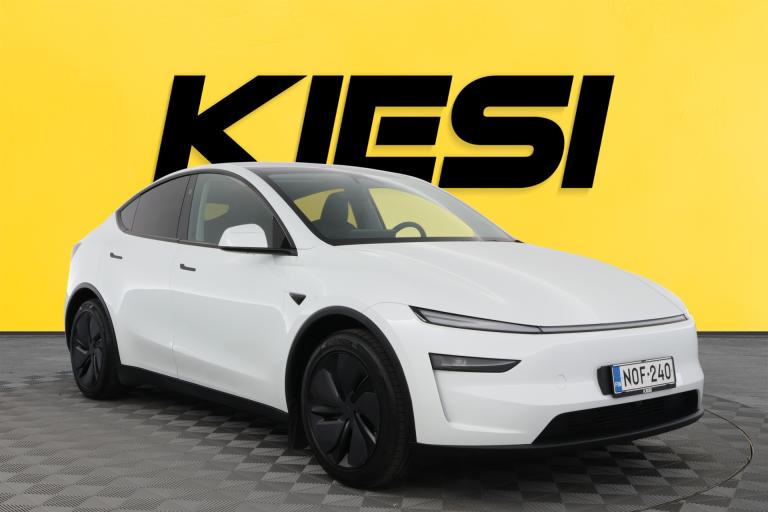 Tesla Model Y 2025