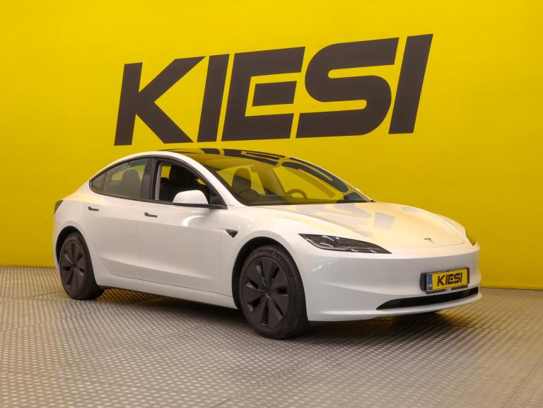 Tesla Model 3 2024