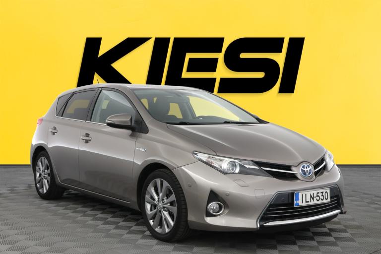 Toyota Auris 2014