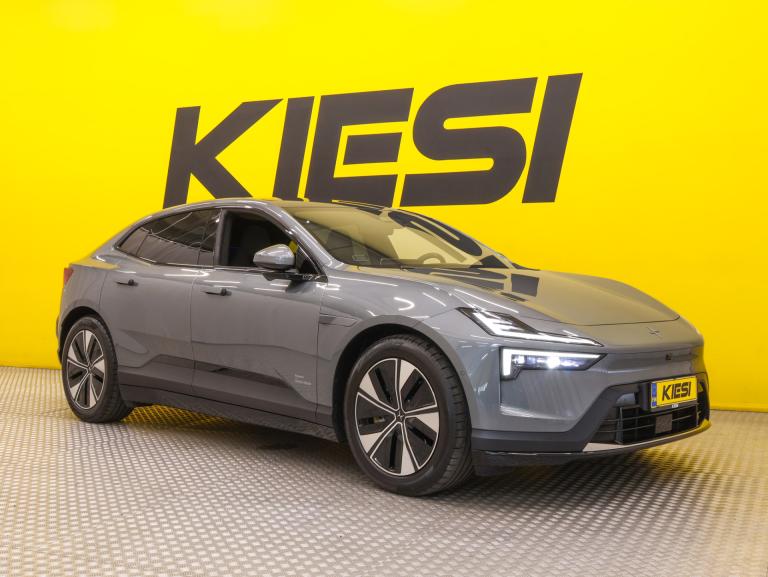 Polestar 4 2025