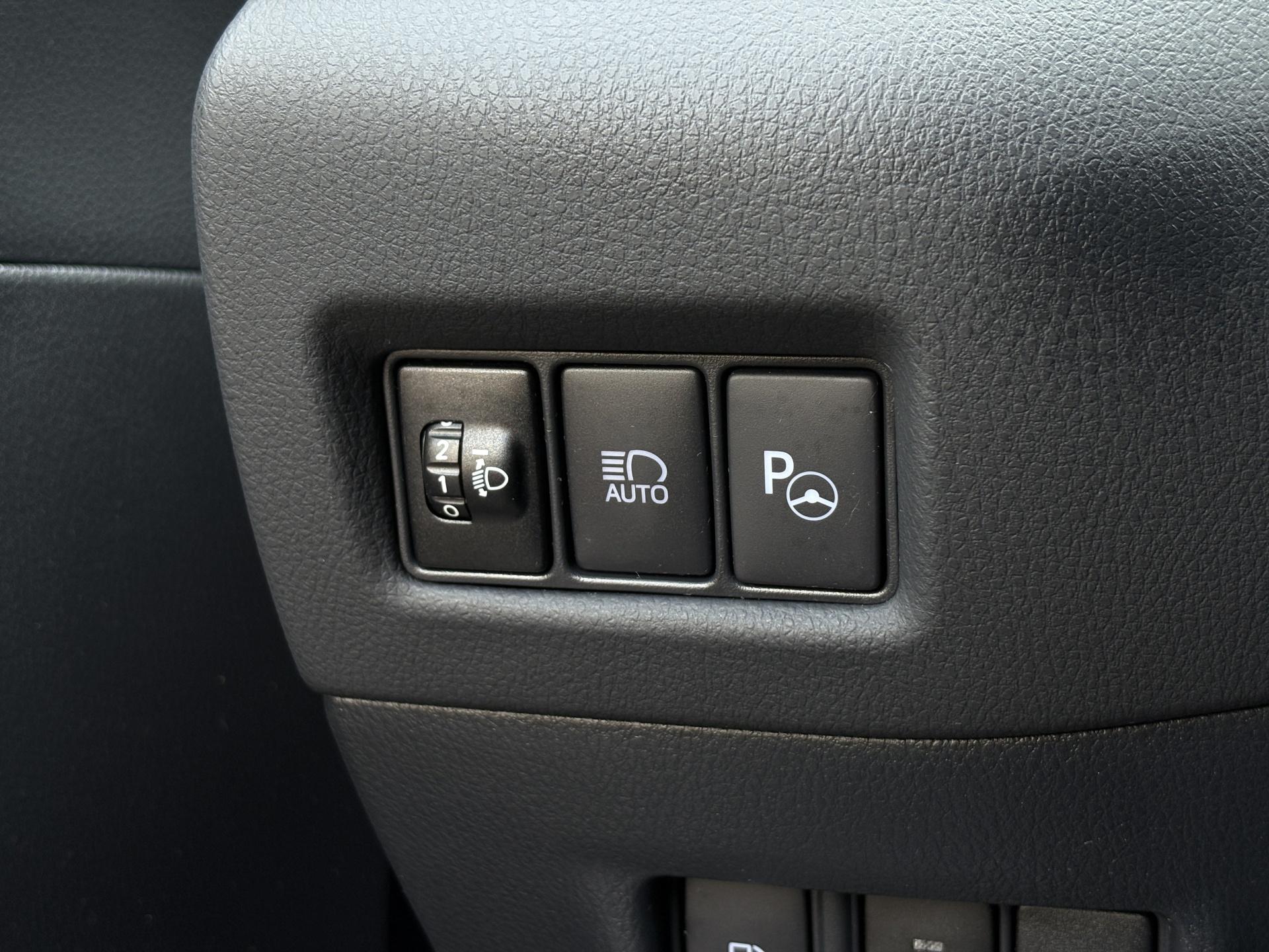 XRE-575-18-image