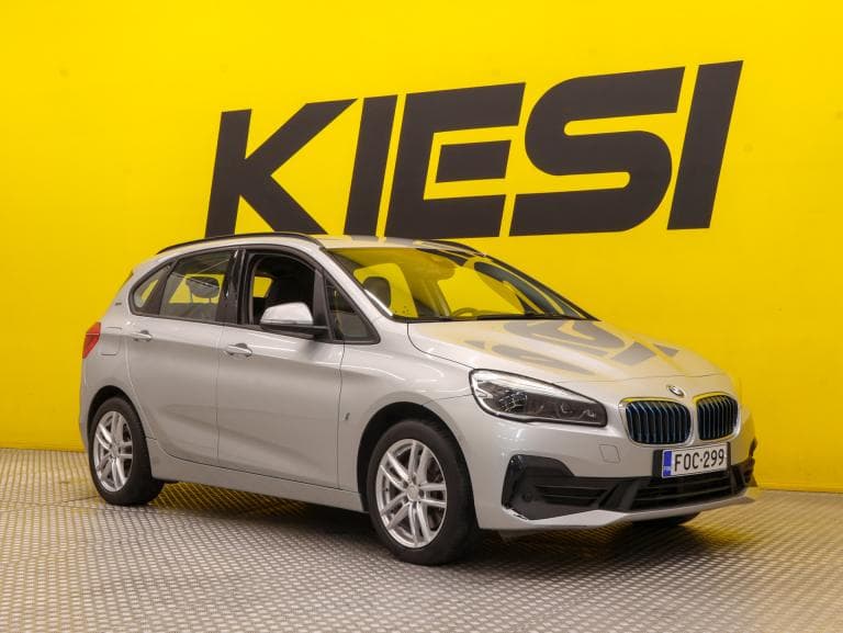 BMW 225 2018