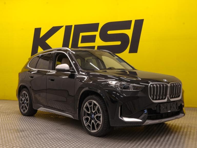 BMW iX1 2023