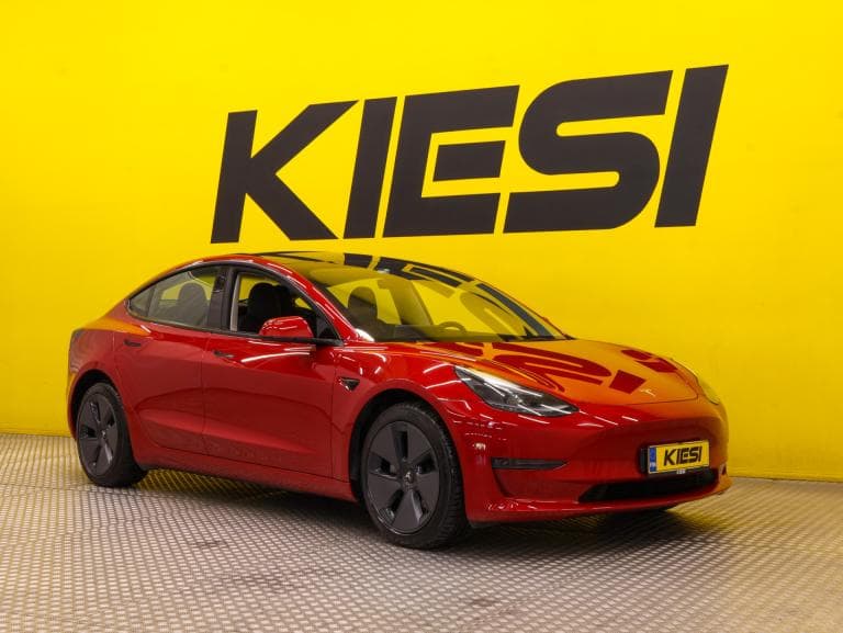 Tesla Model 3 2022