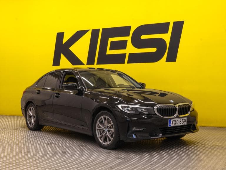BMW 330 2021