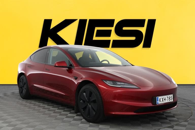 Tesla Model 3 2025