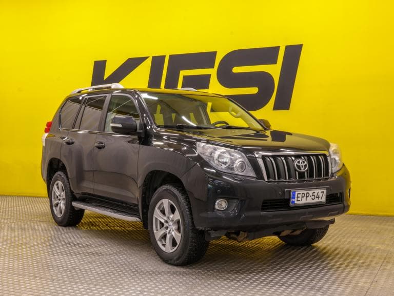 Toyota Land Cruiser 2010