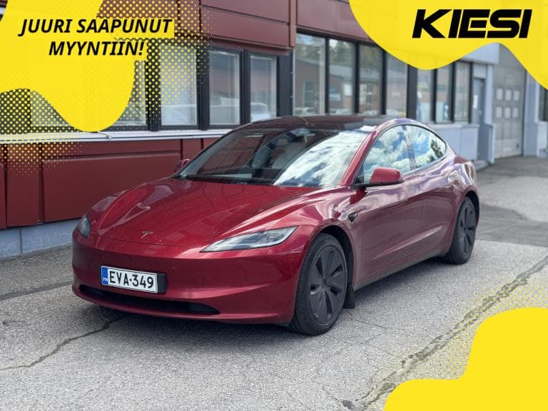Tesla Model 3 2024