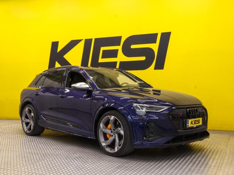 Audi e-tron 2023